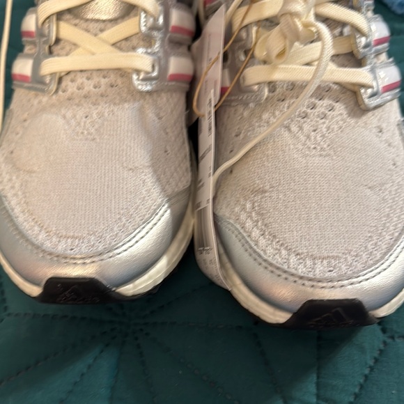 Adidas Disney 100 ultra boost - Picture 8 of 8